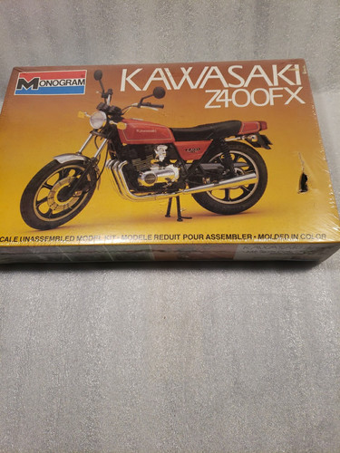 KAWASAKI Z400FX Vtg 1982 MONOGRAM 1/15 Motorcycle Model Kit Brand New Sealed
