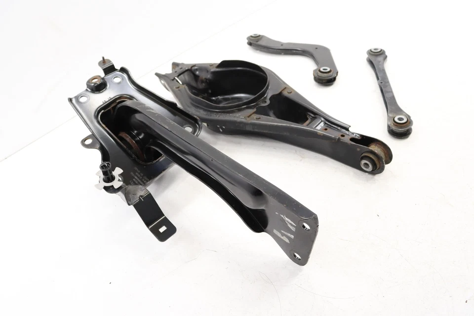 2019–2025 VOLVO XC40 КОМПЛЕКТ ИЗ 4 ОРИГИНАЛЬНЫХ РЫЧАГОВ УПРАВЛЕНИЯ ЗАДНЕЙ ЛЕВОЙ ПОДВЕСКОЙ 32221199 - Изображение 3 из 4