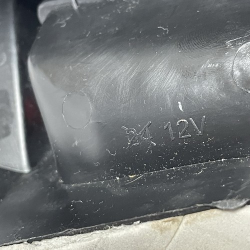 1996-2000  Honda Civic Driver Side Taillight / New - Bild 8 von 9