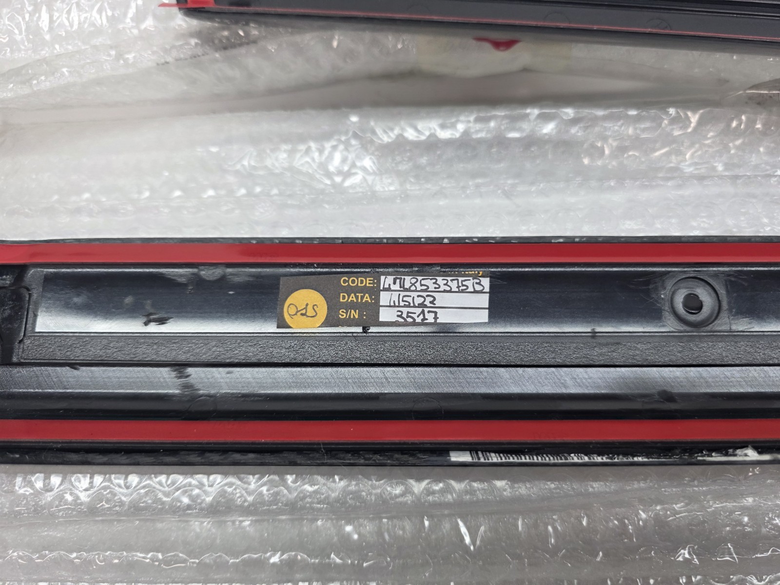 LAMBORGHINI URUS CARBON FIBER DOOR STEP KICK PLATES SCUFF PLATES OEM 4ML069641C