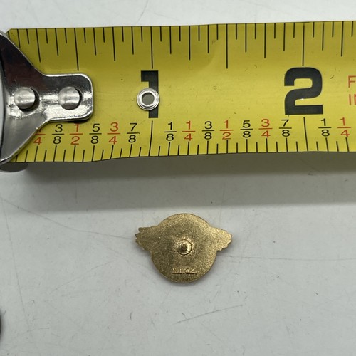 Prendedor de solapa tono dorado honorable de descarga militar de EE. UU. Prendedor de águila trasero - Imagen 3 de 4