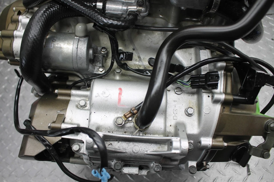 2004 KAWASAKI NINJA ZX6R ZX636B1 COMPLETE RUNNING ENGINE MOTOR - Image 4 of 4