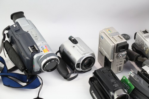 Vintage Video Cameras Inc Sony DCR-HC24E, DCR-PC1E & DCR-TRV230E w/ Straps x 6 - Picture 3 of 6