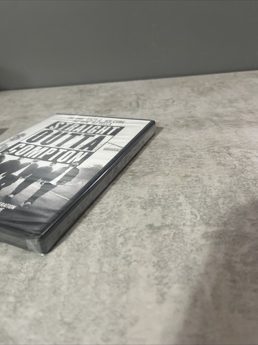 Straight Outta Compton DVD Corey Hawkins NEW W/ Slip Cover - Picture 7 of 8