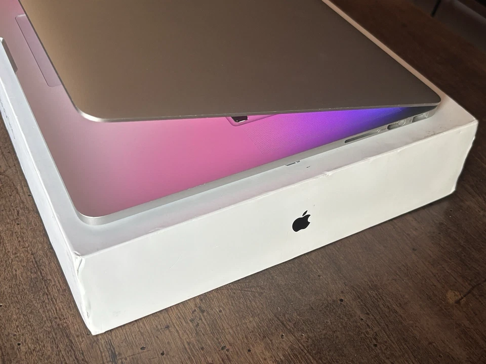 Apple MacBook Pro 15" 2015 · i7 · 16GB · 128GB, foto 4 di 4