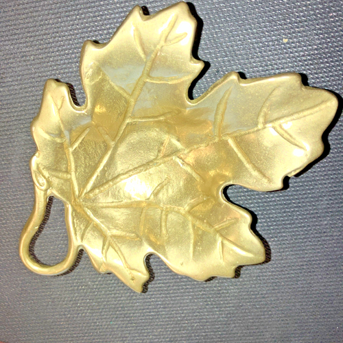 Vtg Crowning Touch Solid Brass Maple Leaf Trinket Try. - Picture 5 of 14