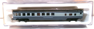 N scale Con-Cor NYC observation car in box (lot 7019)