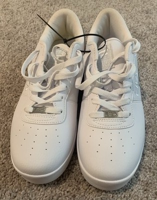 FILA White Silver Low Top Lace Up Sneakers Athletic Shoes for Men