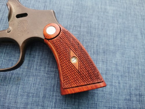 SMITH & WESSON K, L FRAME SQUARE BUTT CUSTOM PRE-WAR GRIPS DIAMOND CHECKERED - Picture 11 of 22