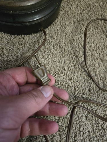 Vintage Bronze Aladdin Style Electric Accent Table Lamp - Picture 13 of 22