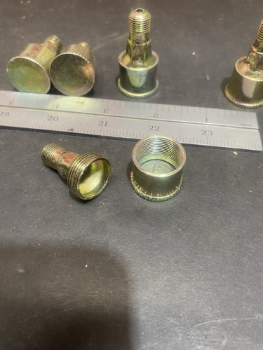 5 - Tazze di grasso placcate 1/8 Npt femmina non marcate - Foto 3 di 3