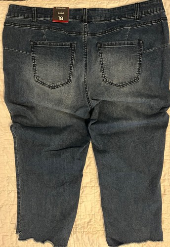 New NWT $55 Avenue Studio Womens Plus Denim Jeans Capris Size 18 Cropped - Picture 3 of 5