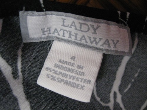 LADY HATHAWAY Women's Floral DRESS Cap Sleeves V-Neck Black White SIZE 4 06NN1 - Picture 3 of 5