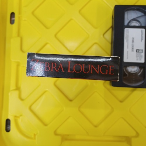 Zebra Lounge - PROMOTIONAL Copy (VHS, 2002) Kristy Swanson, Stephen Baldwin RARE - Picture 8 of 13