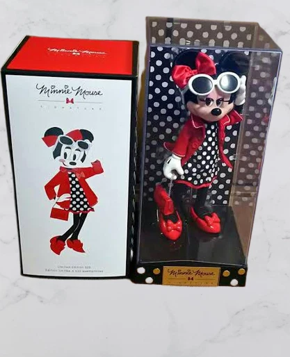 Minnie hotsell signature doll