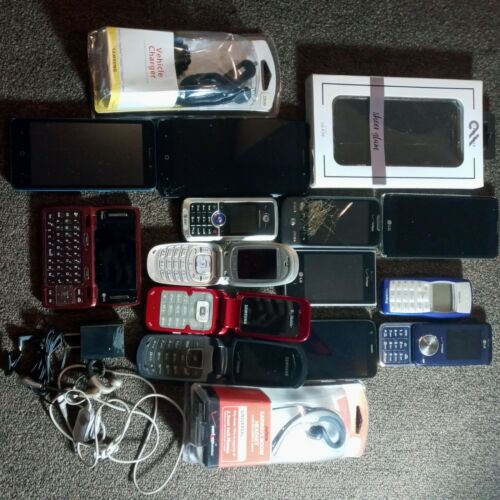 Older Mixed Phone Lot. Not All Tested Or Working - Afbeelding 1 van 9