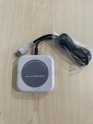 Adaptador Nintendo Gameboy 4 jugadores DMG-07 SIN USAR. - Imagen 1 de 2