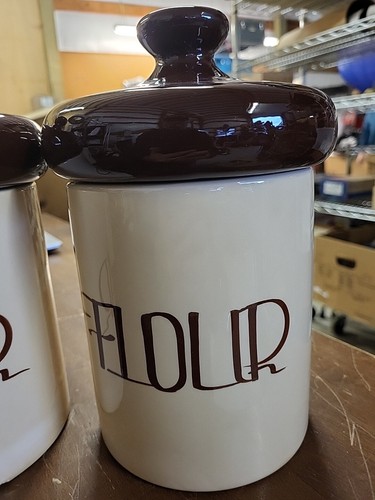 NOS Vintage Holiday Designs MCM Brown Sugar Flour Tea Coffee Lidded Canister Set - Picture 5 of 14