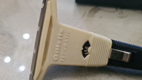Gillette Apollo Adjustable Techmatic Safety Razor - Picture 3 of 5