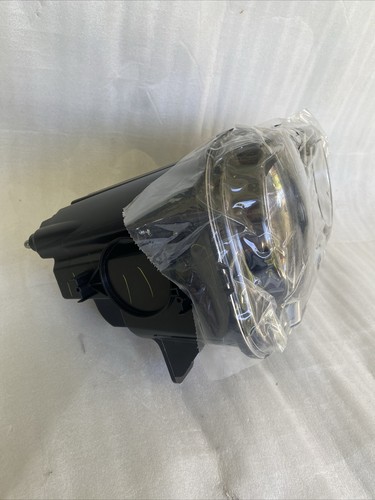 2019-2023 Dodge Challenger Right RH Passenger Side Headlight OEM 68384440AB - Picture 7 of 16