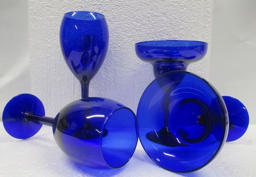 COBALT BLUE 2-MARGARITA GLASSES & 2-Water Goblets Beautiful in their color. - Picture 10 of 12
