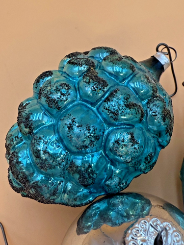 4 Vintage West Germany Blown Glass Christmas Ornaments Pickle Pinecones Round - Picture 8 of 15