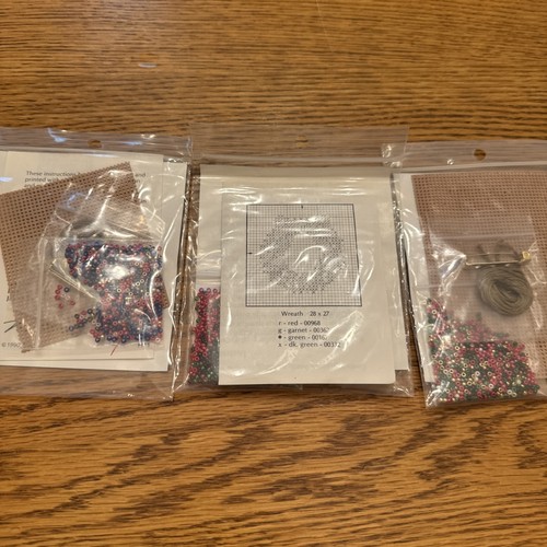 Menge 3 Mill Hill Feiertag Ornament gezählt Glasperlen Kranz Schlitten Soldat NEU - Bild 5 von 5