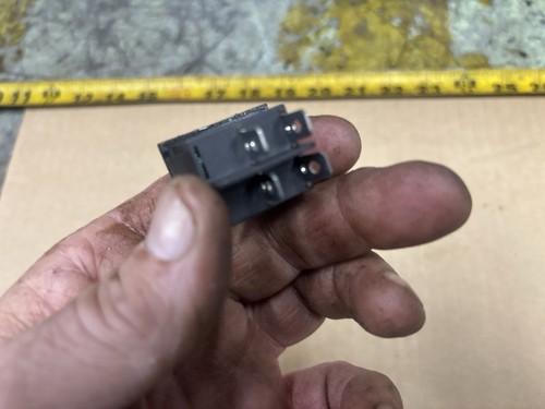 KINTERA REFRIGERATOR  KGD23R-LH  On Off Switch - Picture 9 of 12