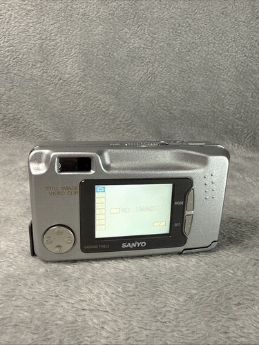Cámara digital Sanyo VPC-G250 0,4 MP plateada probada funcionando + estuche - Imagen 6 de 12