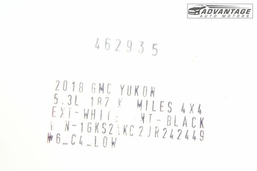 GMC YUKON 2015-2020 4x4 5,3 L relé de fusibles caja de conexiones soporte de bloque OEM - Imagen 6 de 6