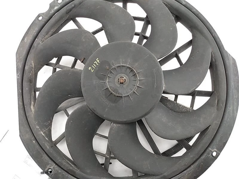 BMW 318i E36 Sedan Radiator Condenser Fan Fits 1993-1999 93 94 95 96 97 98 99 - Image 3 of 4