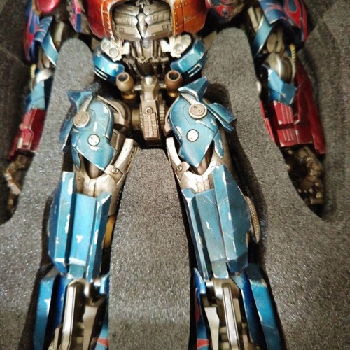 ThreeA Transformers Dark Side Moon Optimus Prime Action Figure 3A 2016 Used - Picture 10 of 20