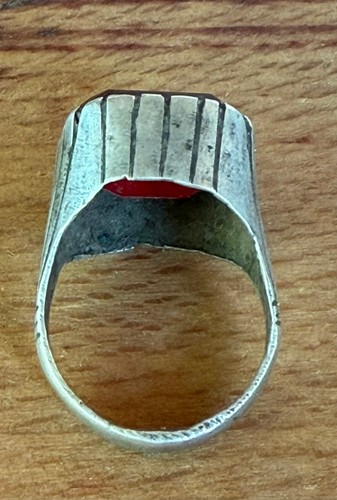 Vintage Yemeni Handmade Ring Red Glass Stone Size 9 Ethnic Tribal Jewelry - Picture 3 of 12