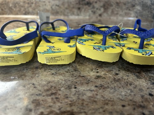 2 neue Kleinkind Junge Flip Flops Größe Small 5/6 Dinosaurier Skateboard Blitzschraube - Bild 7 von 7