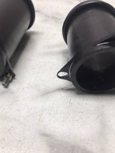 02 Harley Davidson VRSC V Rod Air Intake Manifolds Boots Tubes Velocity Stacks - 第 5/5 張圖片
