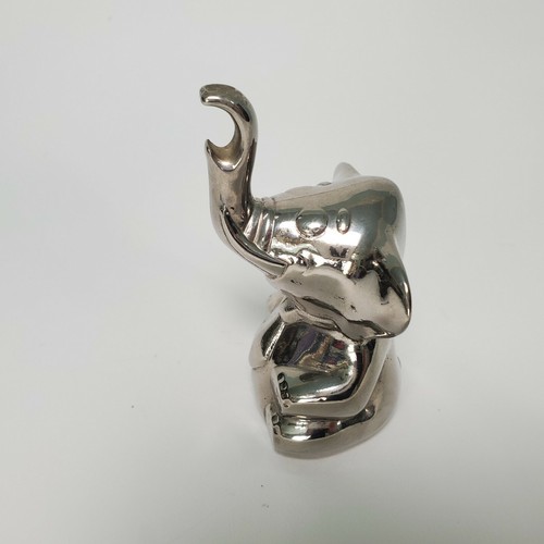 Abrebotellas de Colección Elefante BMF Hecho en Alemania Occidental Baúl de Metal Sólido Pesado - Imagen 6 de 8