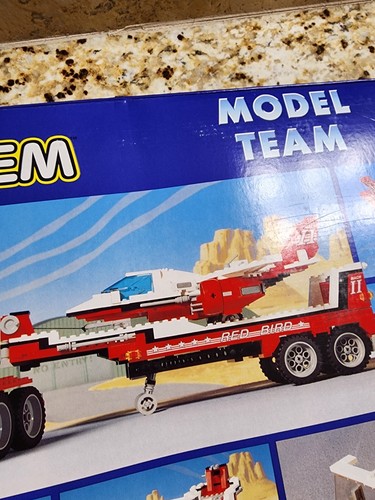 LEGO Model Team: Mach II Red Bird Rig (5591) New Old Stock - Picture 9 of 10