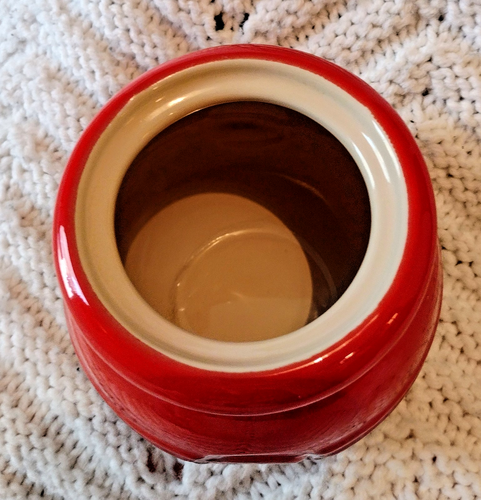 Le Creuset Stoneware Sauce Pot W/Lid Cerise Red Pig BBQ Ceramic No Brush - Picture 5 of 7