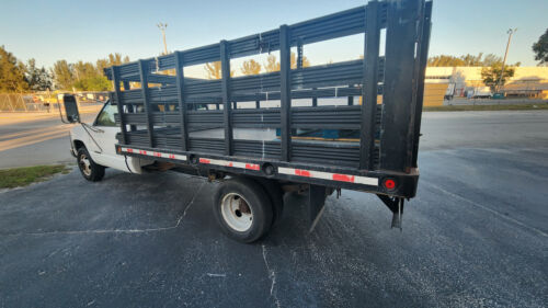 2000 Chevrolet Silverado 3500 - Picture 5 of 9