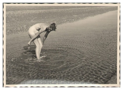 XX1510/ Akt schöne junge Frau am Strand Vintage Foto 50er FKK