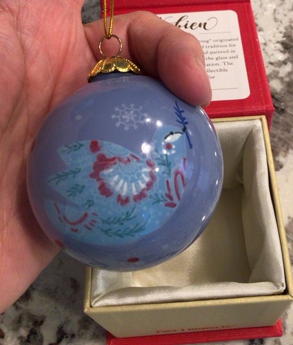 PIER 1 IMPORTS Adorno de Navidad en caja 2019 LI BIEN PEACE DOVE VIDRIO EN CAJA USADO EN EXCELENTE ESTADO - Imagen 2 de 5