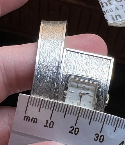 Vintage RARE NEIMAN MARCUS Wakmann 17 Jewel Bypass Watch Estate Brushed Silver - Picture 8 of 9