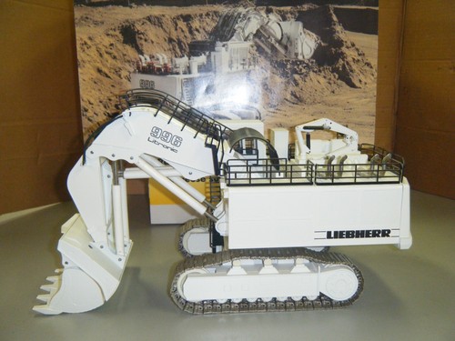 Liebherr R996 Front Shovel - White - With Box - Picture 5 of 6