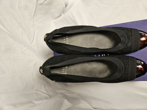 Stuart Weitzman Black w/ Brown Round Toe Goose Bump Heels Pump Size 8.5N - Picture 7 of 9