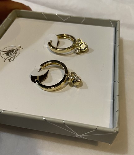 Disney Parks Mickey Icon Swarovski Kristalle Creolen Geschenkbox 39,99 $ - Bild 4 von 10