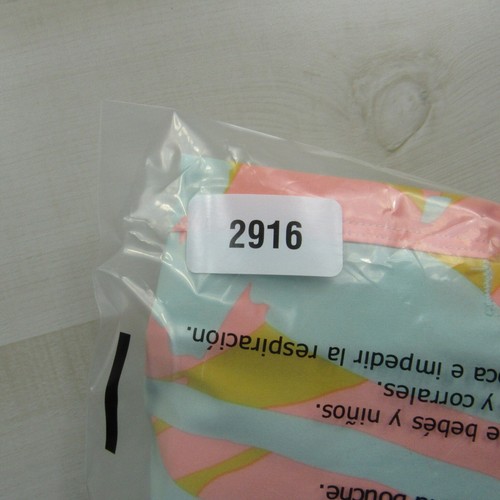 Fabletics Shorts Mens 2XL XXL Blue Pink Yellow Lined Gym Stretch Performance - Picture 16 of 16