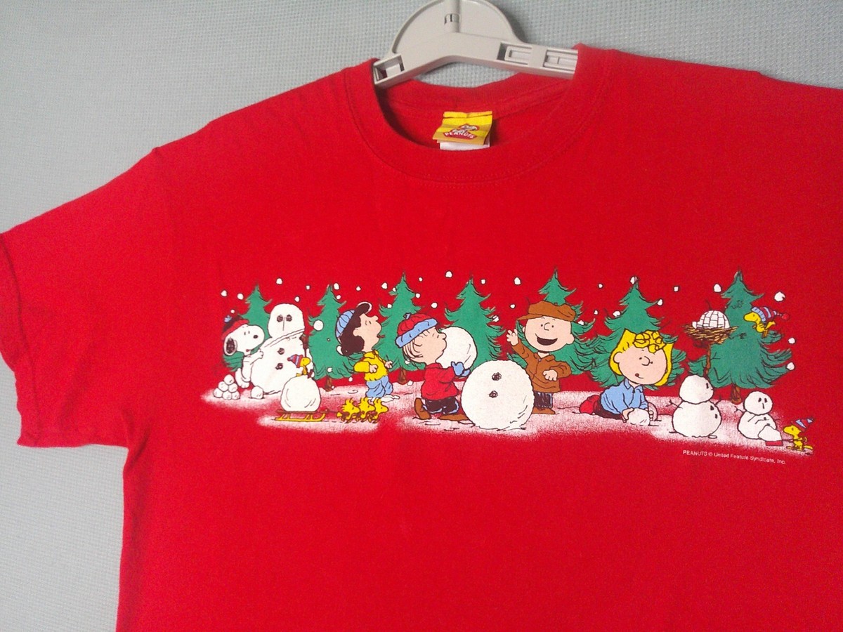vintage peanuts TT shirt mens Medium red christmas snoopy