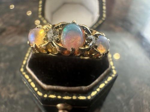 18ct Gold Opal & Diamond Ring Superb Victorian Chester 1897 Hallmarked - Picture 2 of 19