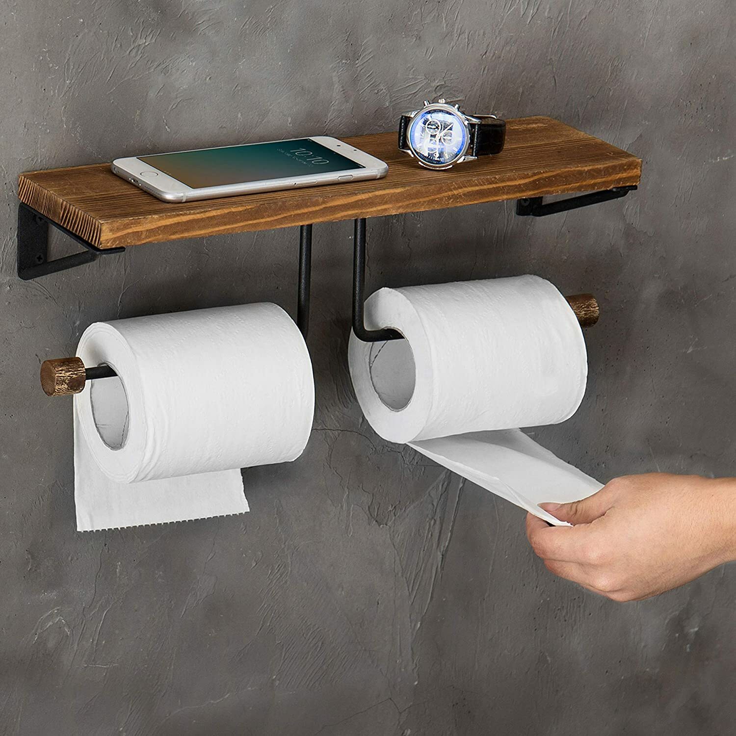 Soporte de papel higiénico de doble rollo de madera quemada y metal negro montado en pared con estante