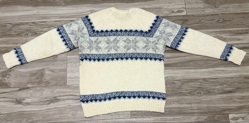 Size M - Vintage Samband Of Iceland Wool Fair Isle Sweater - Picture 6 of 9